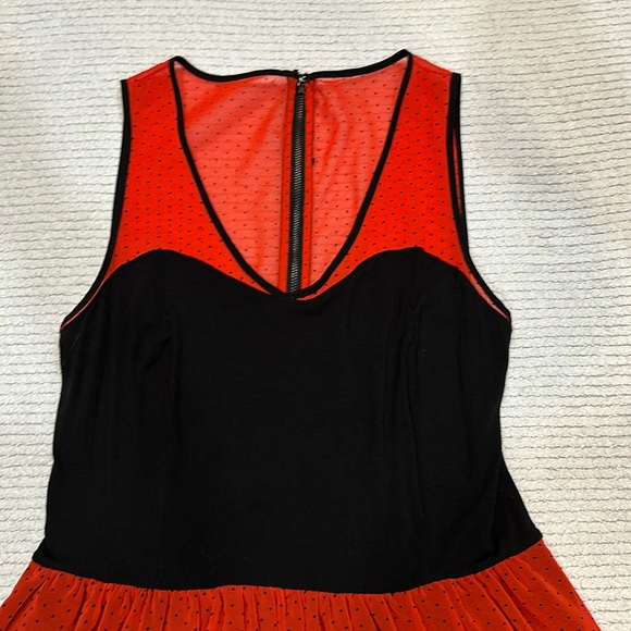 Eric & Lani dress, Size M. Red sheer with tiny black polka dots. EUC. - Picture 2 of 12